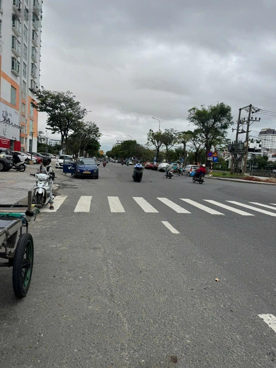 Bán cặp nhà 3 tầng Mặt tiền Hàm Nghi đà nẵng 171m2