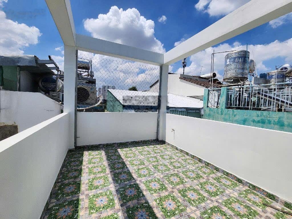 Nhà 5 tầng Phan Đình Phùng - cách MT 15m - chỉ 7.99tỷ TL mạnh - mới ở ngay đón tết