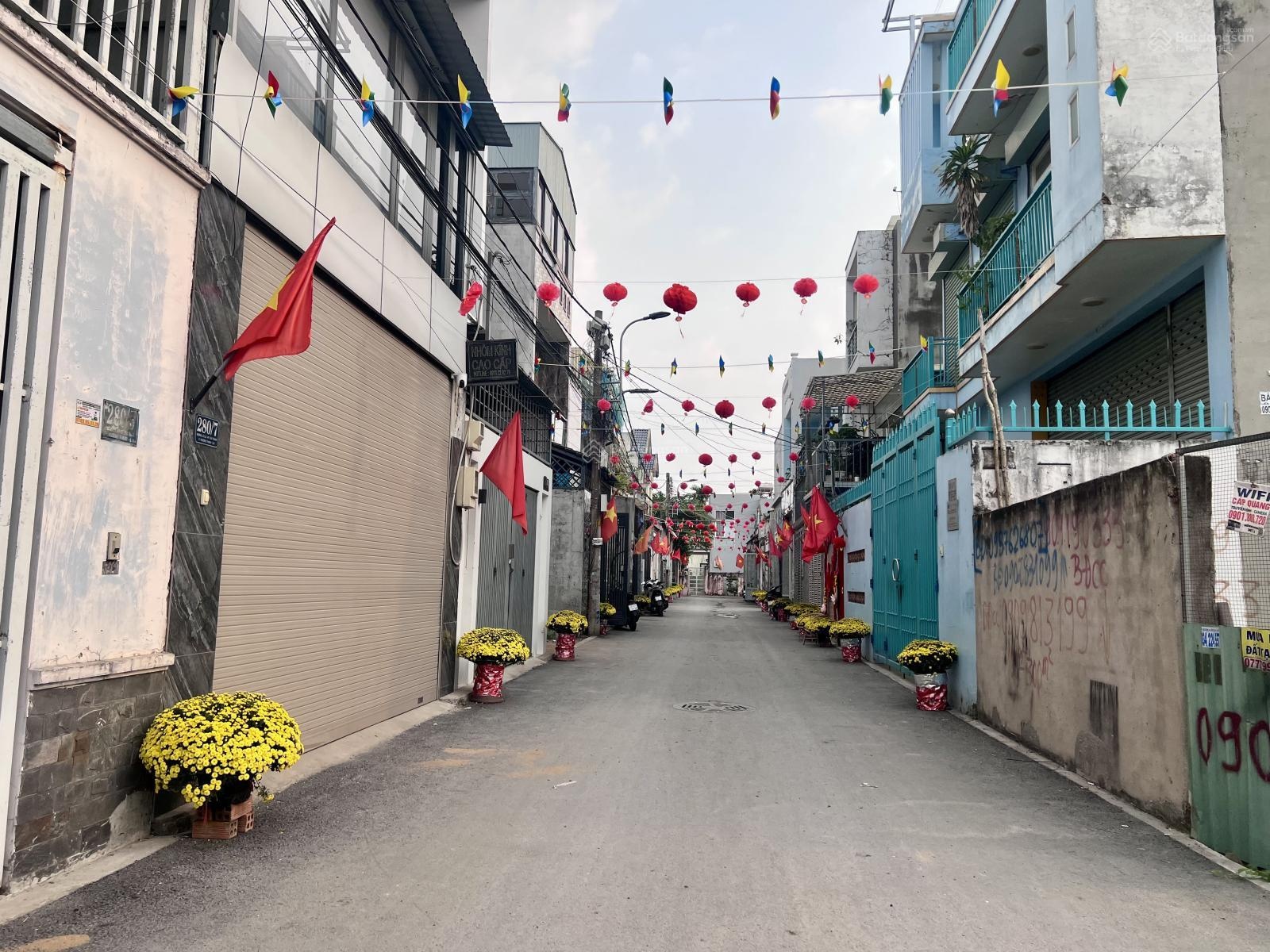 Lô đất diện tích khủng 291m2 mặt tiền hẻm Lò Lu cạnh Vinhomes Quận 9 HXH 8m, chỉ 14.5tỷ