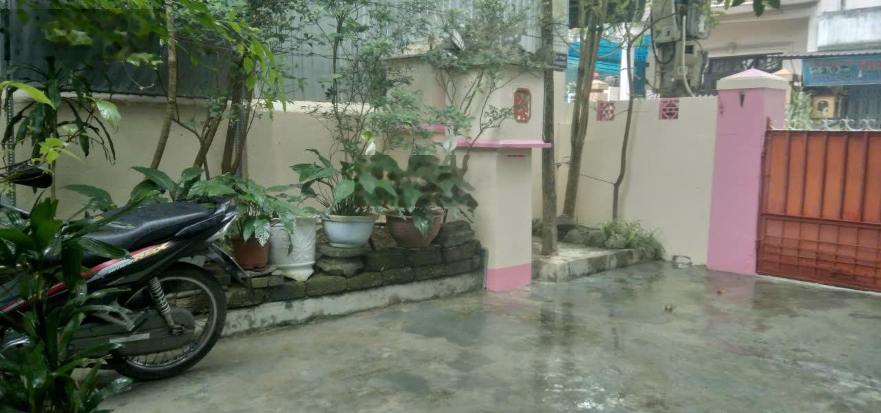 Bán nhà mặt tiền đường Nguyễn Thiện Thuật