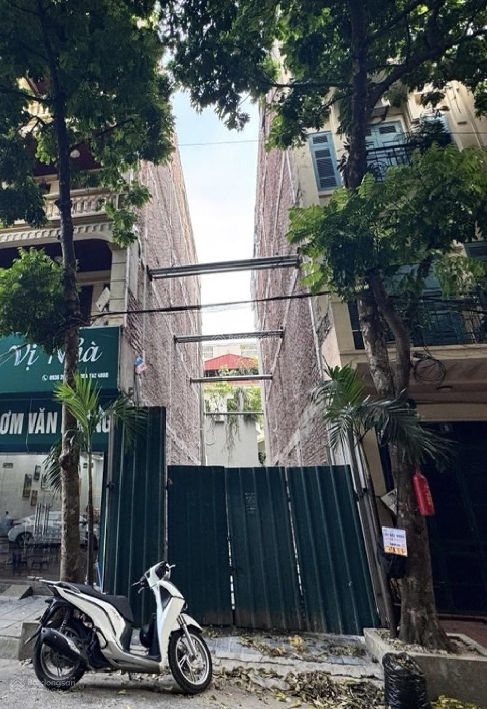 Bán gấp đất MẶT PHỐ TÔ HIỆU - HÀ ĐÔNG, 2 THOÁNG TRƯỚC SAU - Diện tích 78m2 - giá chỉ 299 triệu/m2.