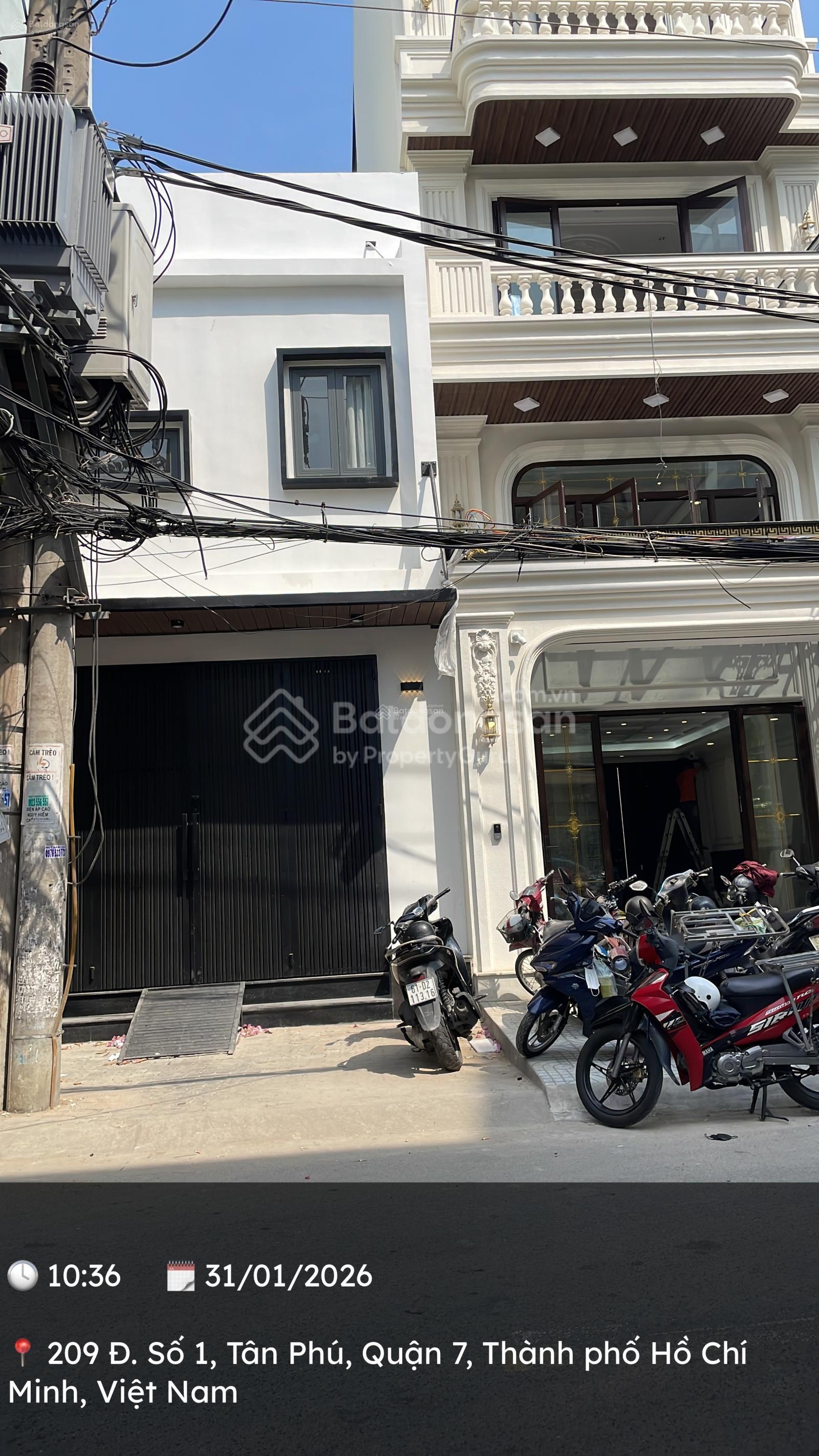 Quận 7, mặt tiền đường Số 1, ngay chợ Tân Mỹ, ngang 5 x 20m, 2 tầng, 6PN, 6WC, chỉ 9 tỉ x