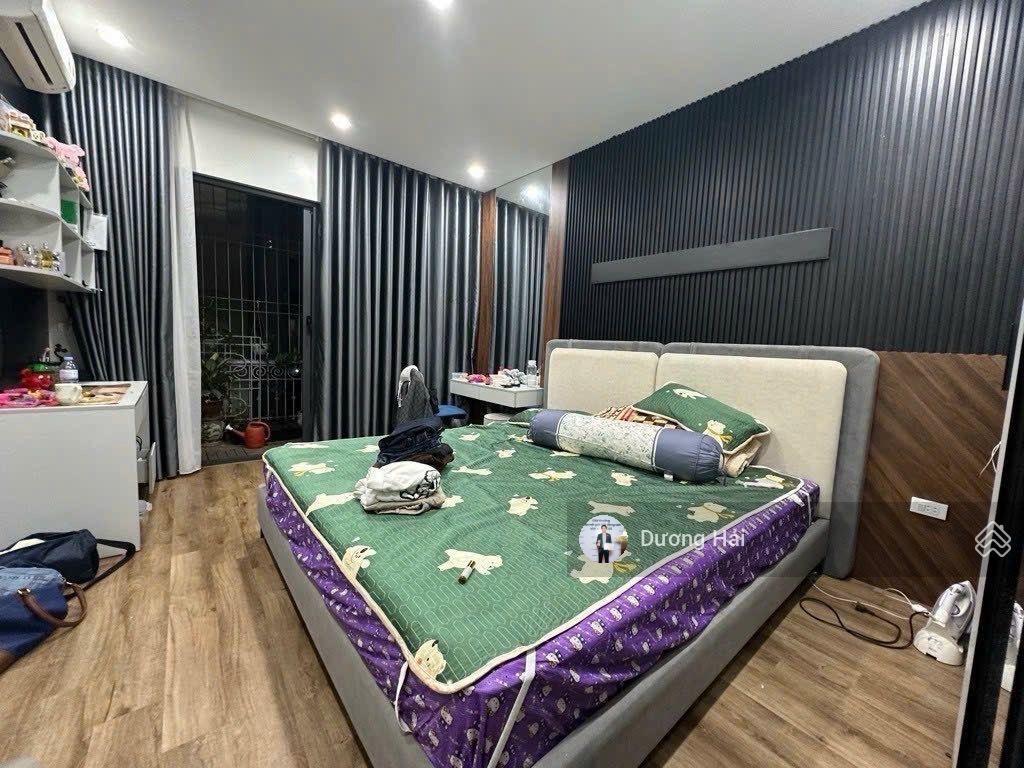 Bán nhà riêng Cổ Nhuế - Phạm Văn Đồng - 66m2, 6 tầng - Ô chờ Thang Máy - Vài bước ra CV Hòa Bình