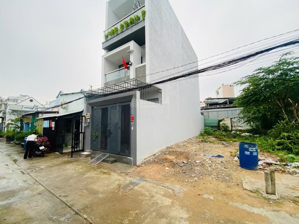 Lô đất hiếm 63m2 HXH cách Đỗ Xuân Hợp 300m - Giá chốt hơn 3 tỷ xx