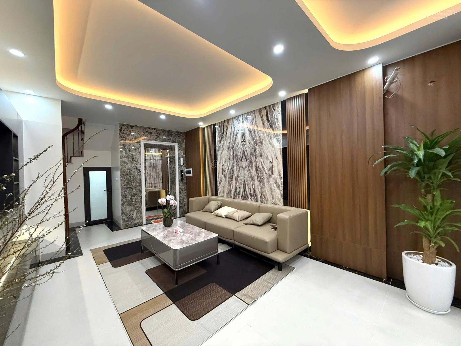 Phải Nhanh! Phố Ngọc Hà, Ngõ Ô tô Thông Đội Cấn, Thang Máy, Mới Đẹp, Full Đồ, Thoáng Trước Sau,