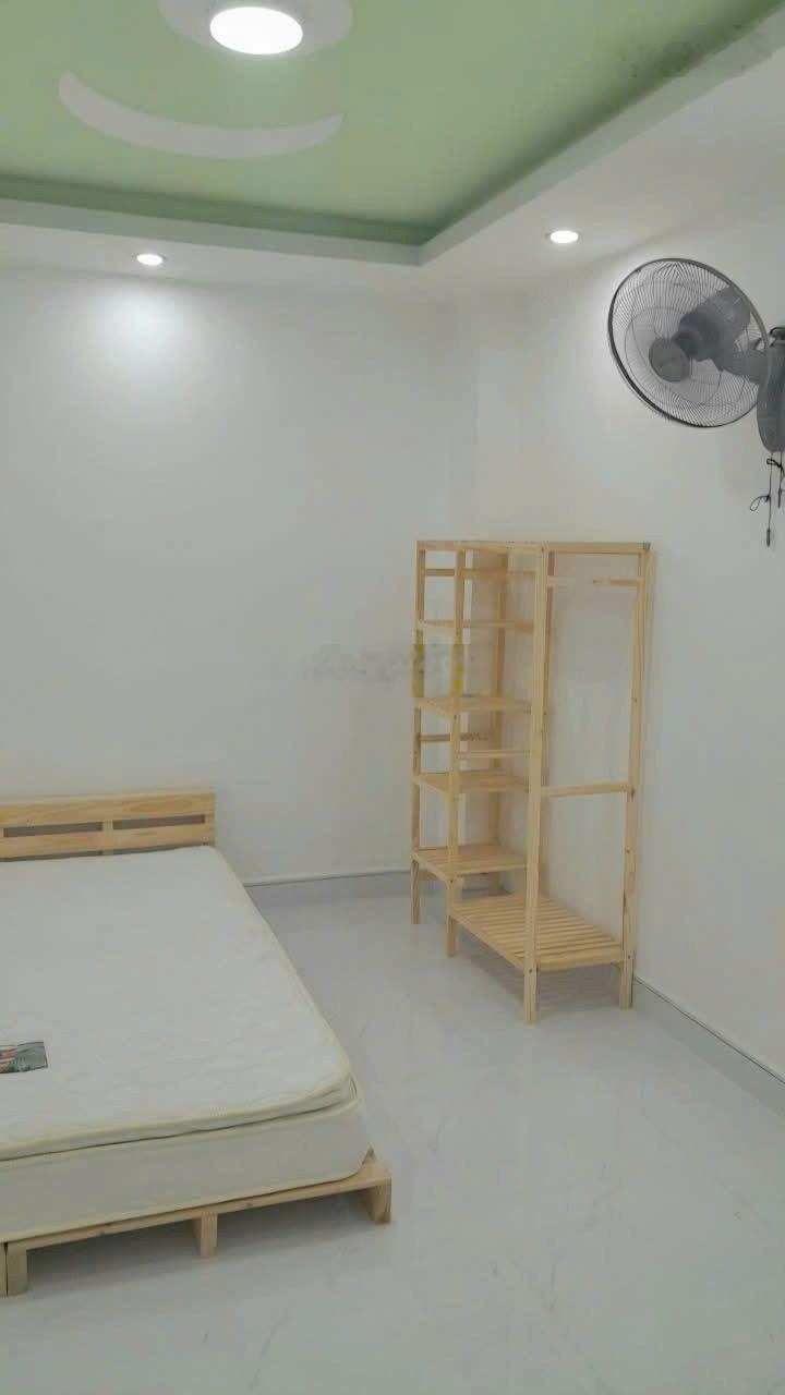 Mặt tiền 6 tầng thang máy - ngang 6m - nguồn thu sẵn 100tr/th