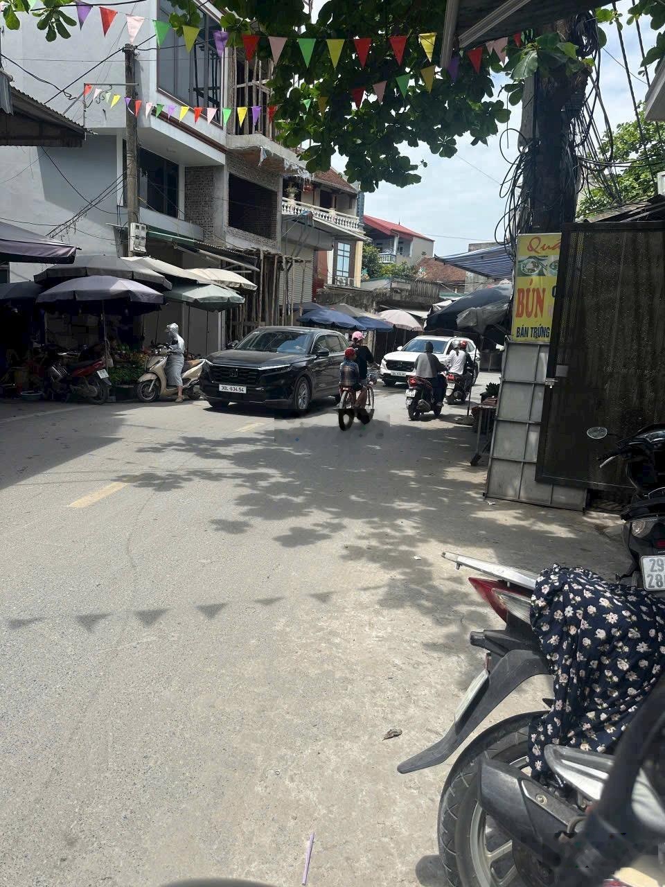 Đất phương trung - 100m2 - full thổ cư- đất dân sạch sẽ- ra ô tô tránh chỉ 50m- ra ql21b chỉ 2p