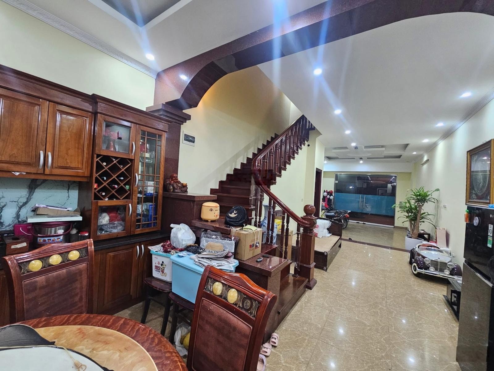 Liền kề mộ lao 78 m 4,5 tầng nhà hoàn thiện đẹp sẵn ở 23,5 tỷ