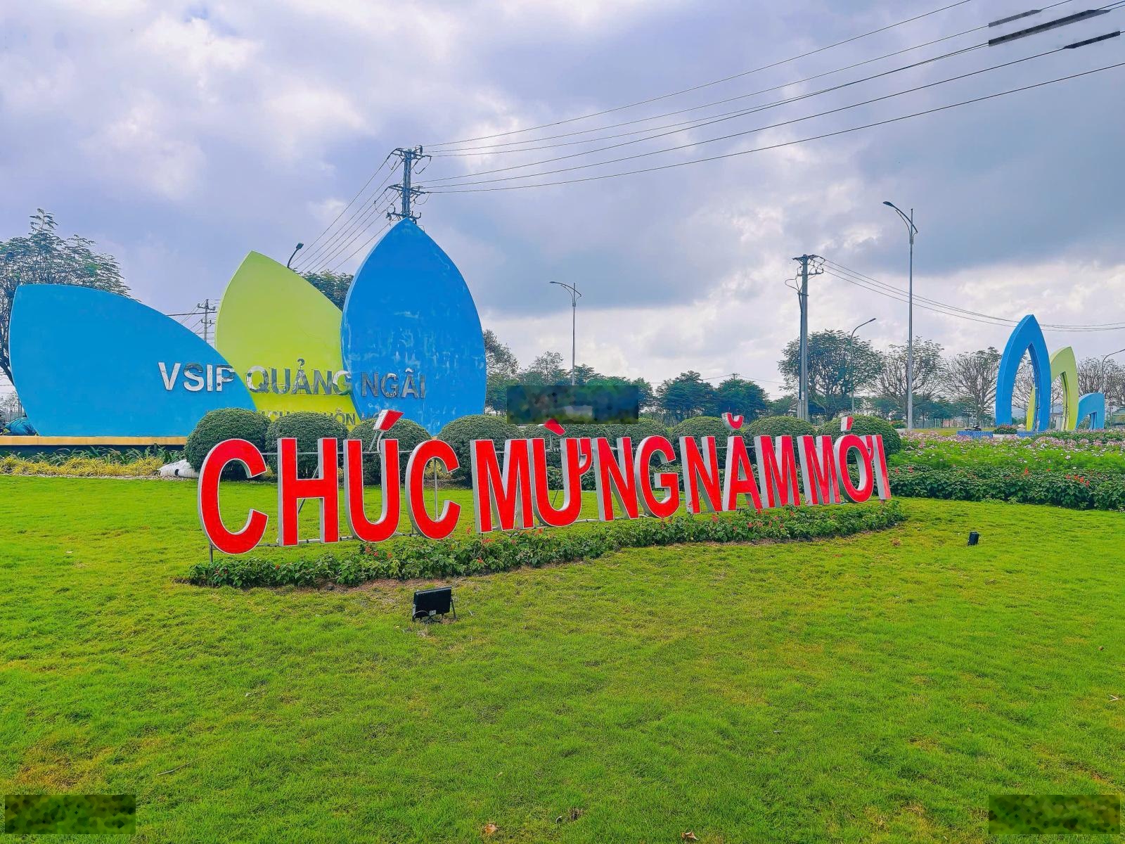 Trục đường cổng chính đi thẳng vào VSIP Quảng Ngãi Lô Giá Tốt hiếm hoi còn sót lại