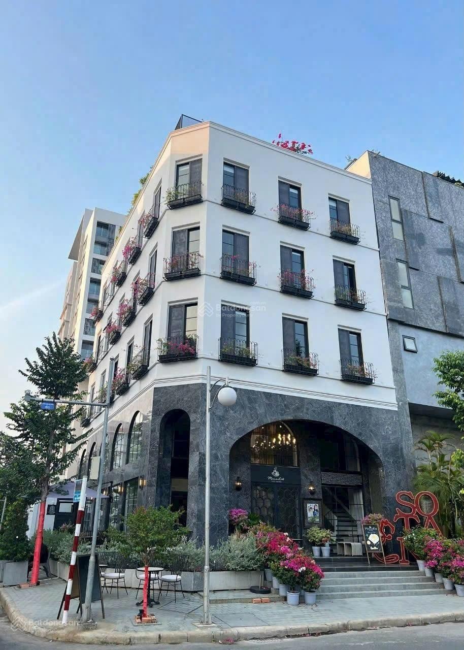 Siêu phẩm góc 2 mặt tiền Lê Thánh Tôn- Ngô Văn Năm- 5 x 20m-7 tầng- HĐT 300tr/th- giá chỉ 100 tỷ TL