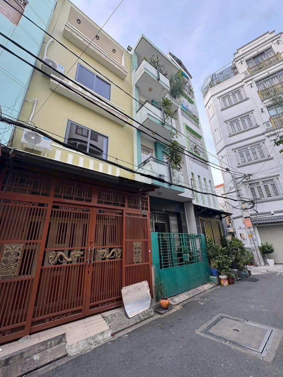 Siêu rẻ chỉ 8,45 tỷ (5 x 10) CN 50m2 vuông vức KC: 4tầng khu Phan Xích Long Phú Nhuận