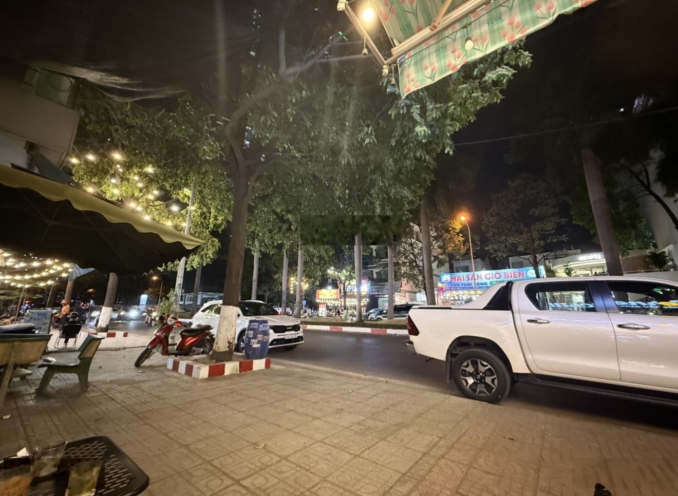 Lô kế góc gs1, ngang 5m, 81m2, trục hiếm đất bán