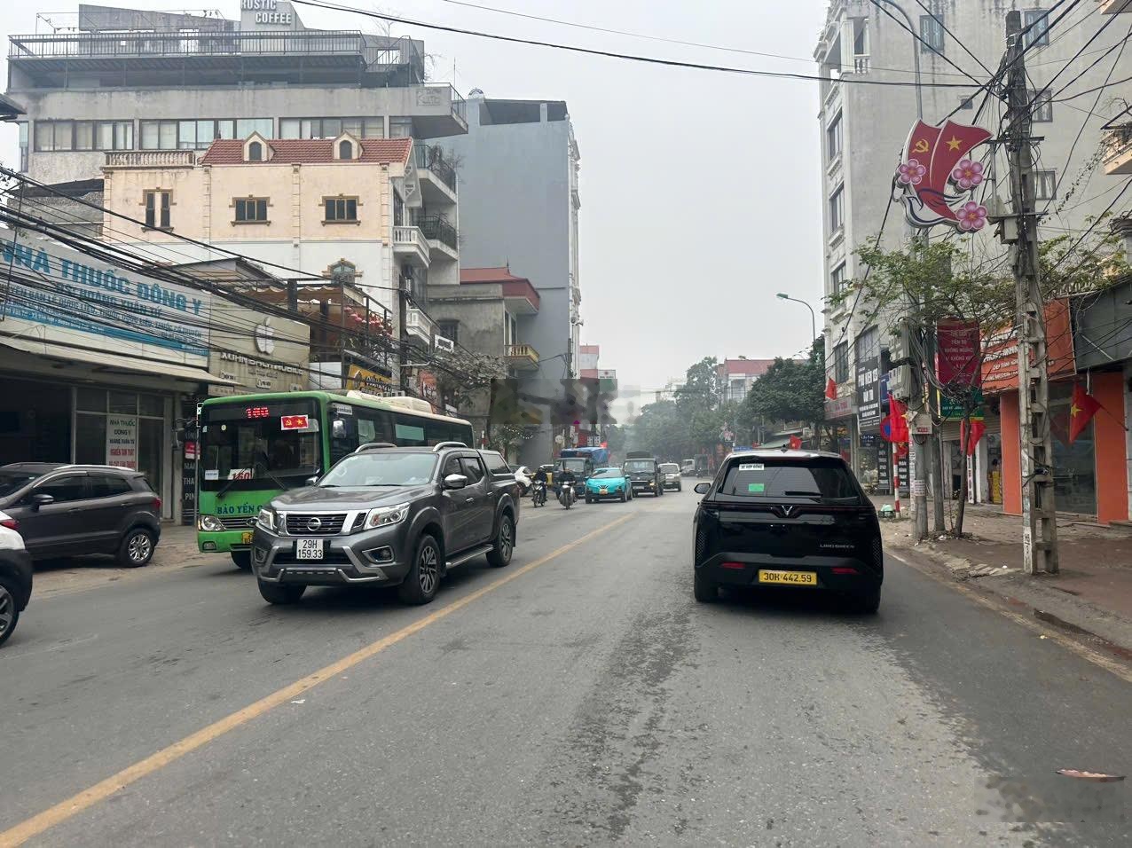 Chính chủ gửi bán nhanh nhà 3 tầng dân xây kiên cố 42m2 x mt 3,6m tại vân trì - vân nội - đông anh.