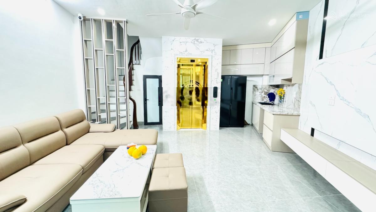 Bá gấp gấp gấp phố Minh Khai, lô góc, thang máy, 3 thoáng sáng, ngõ nông thông rộng 3m, 50m*6T