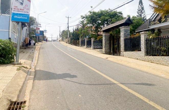 Giá tốt lô đất 236m Măng Lin- P7 Đà Lạt- 6 tỷ- view thoáng, cách Hồ Xuân Hương 10p, khu biệt thự ..