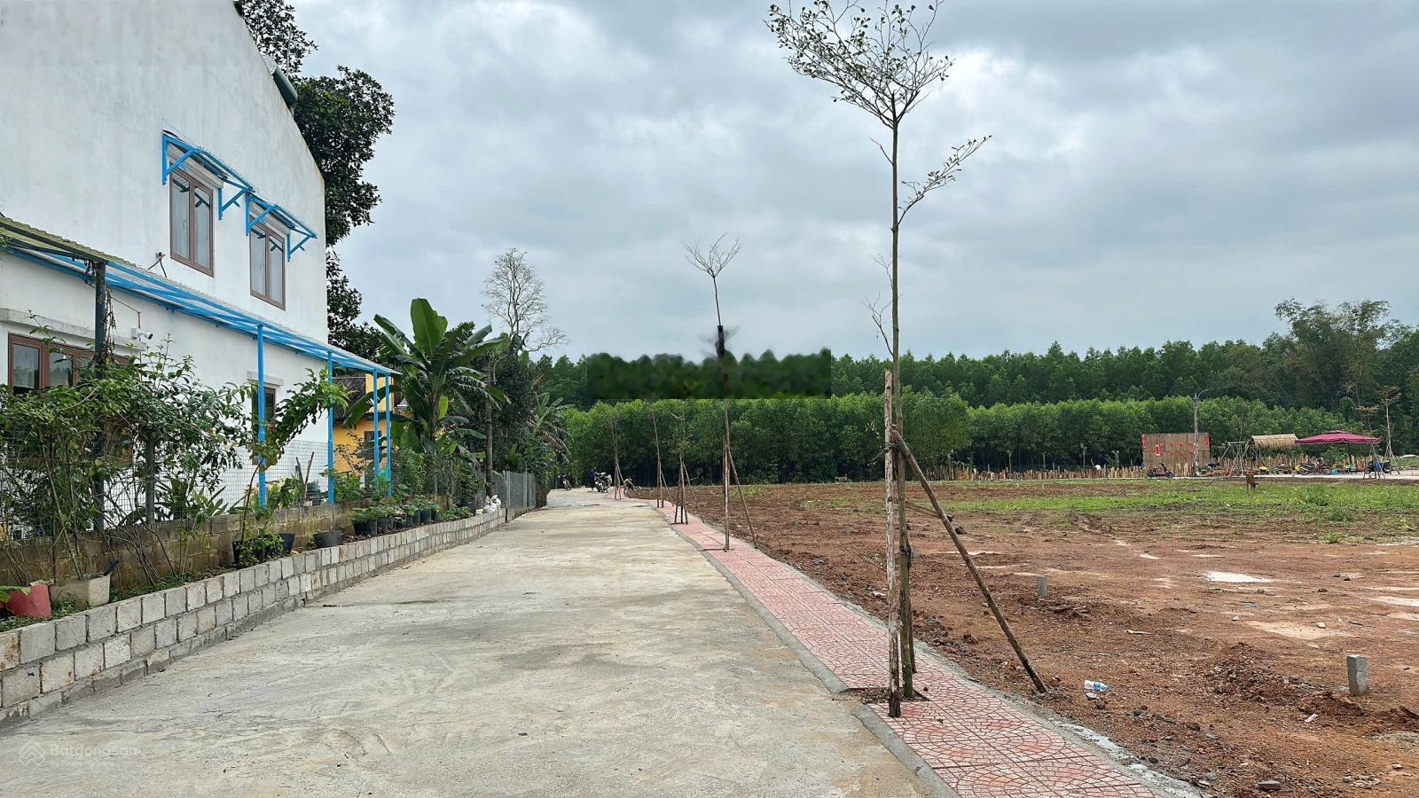 Bán đất 2 mặt đường bê tông 120m2, giá 990 triệu tại Đường 14G, Xã Hòa Phú, Đà Nẵng