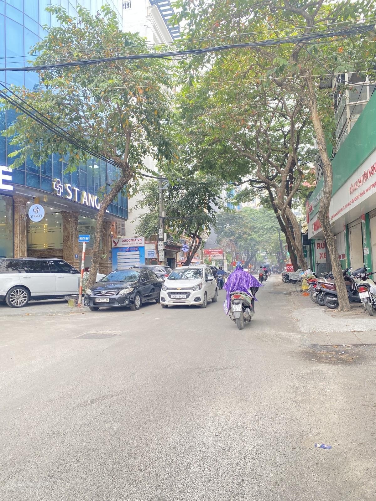 Bán nhà 5 tầng - pl 106 hoàng quốc việt 52m2 - pl ô tô - vỉa hè - kinh doanh! lh: 0869818555