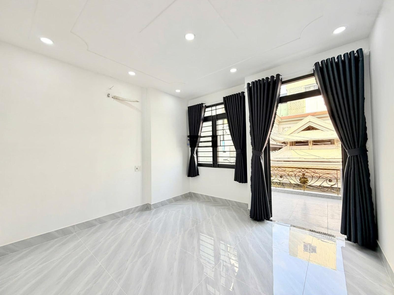 Nhà phố 4m 18m 3 tầng full nội thất 1/ ngắn 20m ra đường Tân Thới Hiệp 21 ( đang mở rộng 30m)