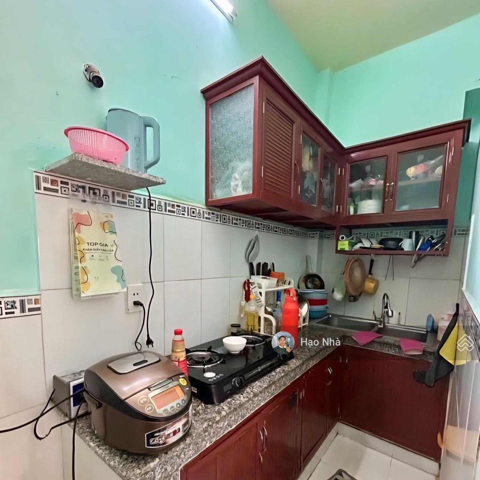 Bán Nhà 3 Tỷ, 57m2, Ưu tiên gia đình ưu tiên khu vực yên tĩnh, Ngay Bình Trị Đông, Gần AEON Mall