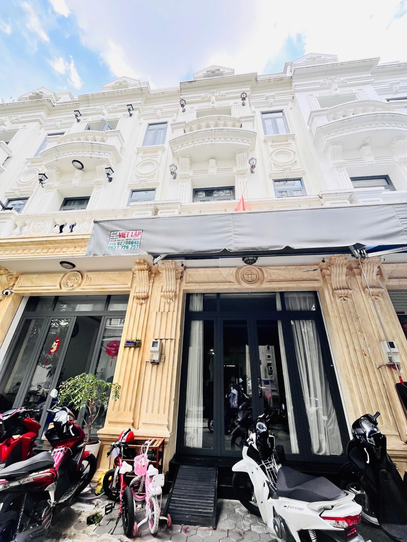 Nhà cao cấp khu vip tô hiệu hẻm đẹp xe hơi 2 lầu st dt 5x12m giá chỉ 8.7 tỷ