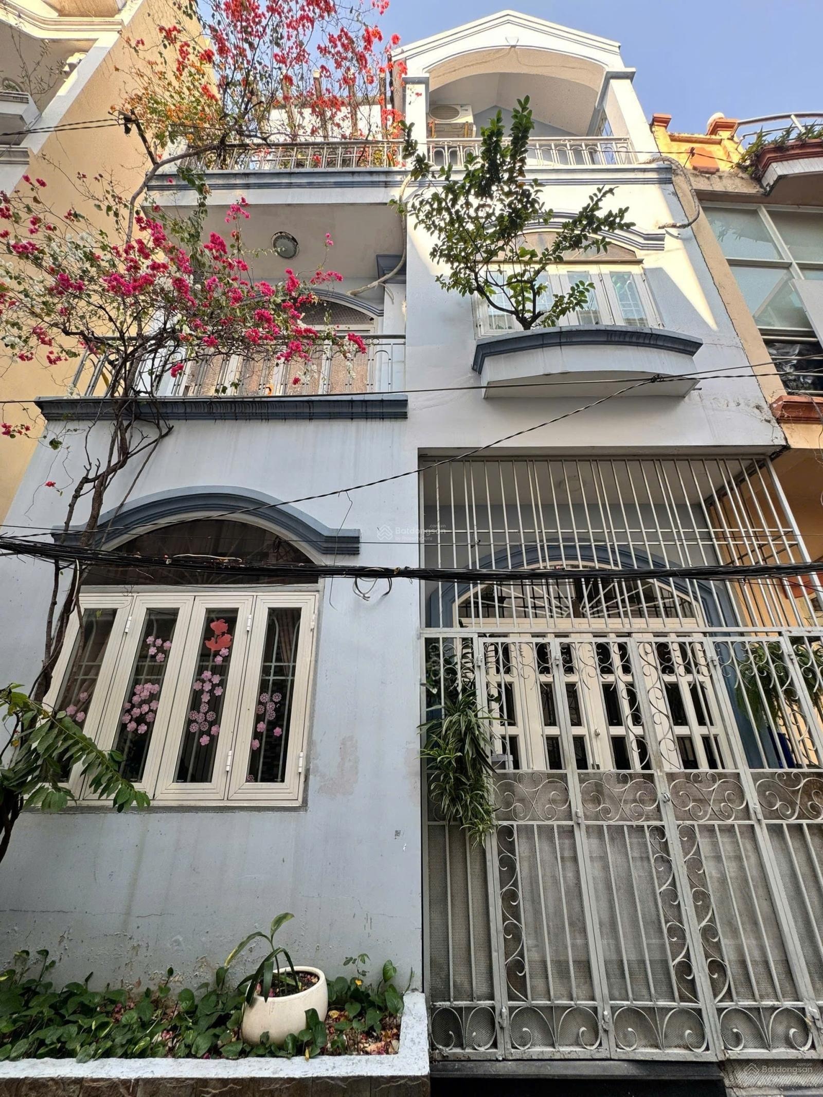 chỉ 9,5 tỷ! khu vip Hồ Biểu Chánh Nhà 3 mặt thoáng ngang ~6m dọn vali vô ở ngay đón xuân