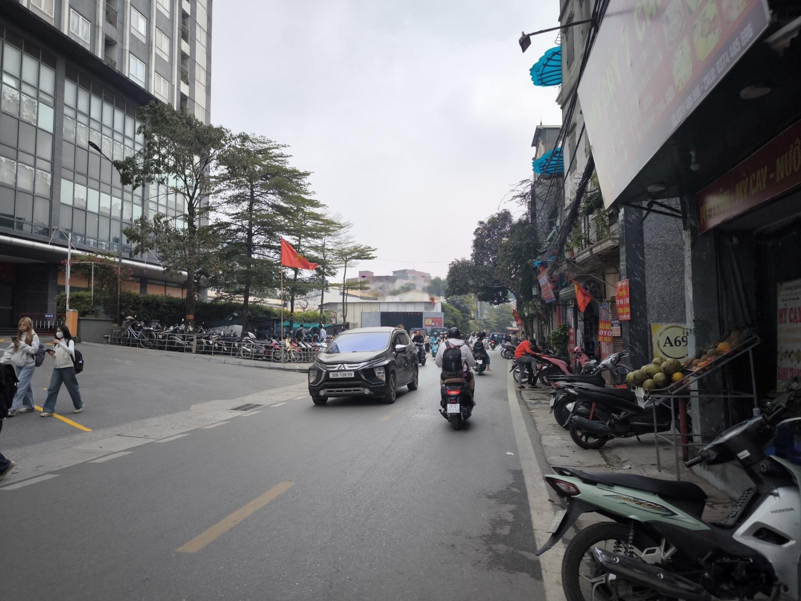 BÁN CC KĐT NAM CƯỜNG T CỤC TÌNH BÁO V Hoàng Q Việt 96m2 2PN 2WC cấy 3pn chào 8,8 Tỷ Full Nt sịn