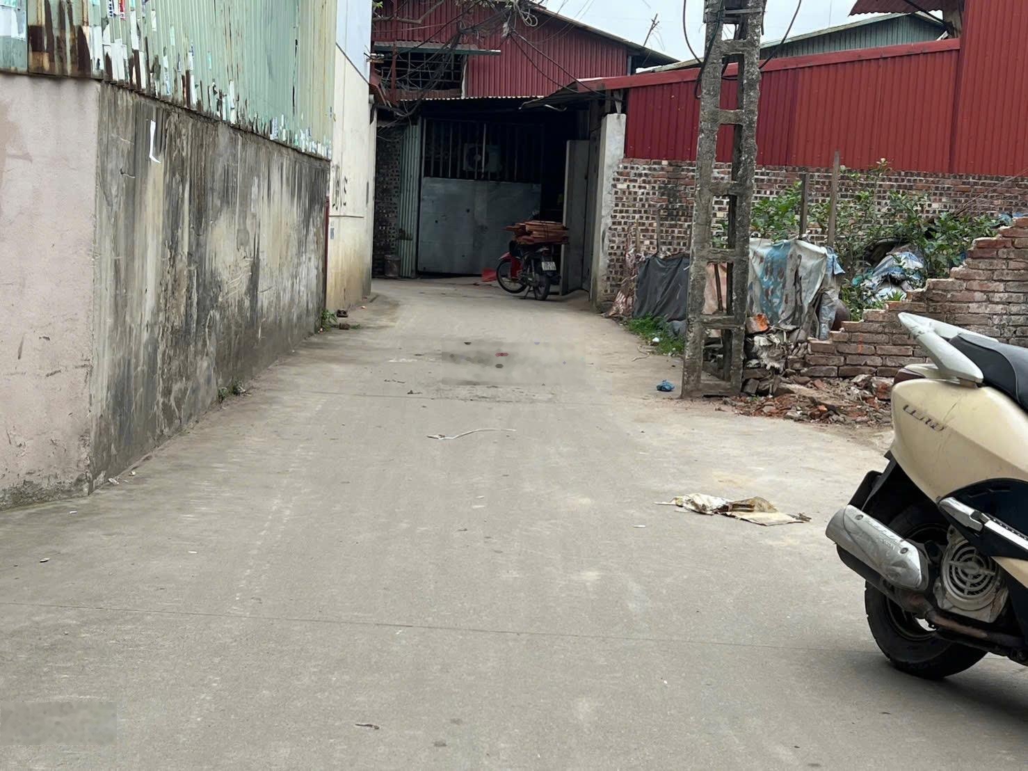 Sát công viên cây xanh- trường học các cấp phù khê & hương mạc !!!! - đường xe oto 16 chỗ đi