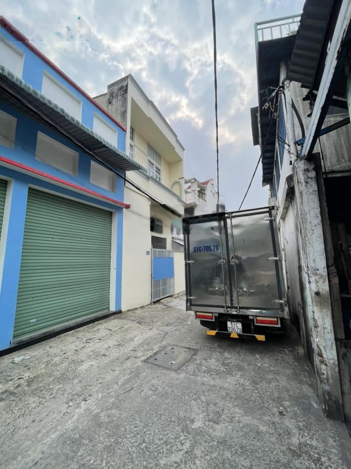 Bán nhà kho hẻm 468 Tân Hoà Đông, P. Bình Trị Đông, 6 x 11m, NH 7m, cấp 4, giá 5.3 tỷ ( TL )