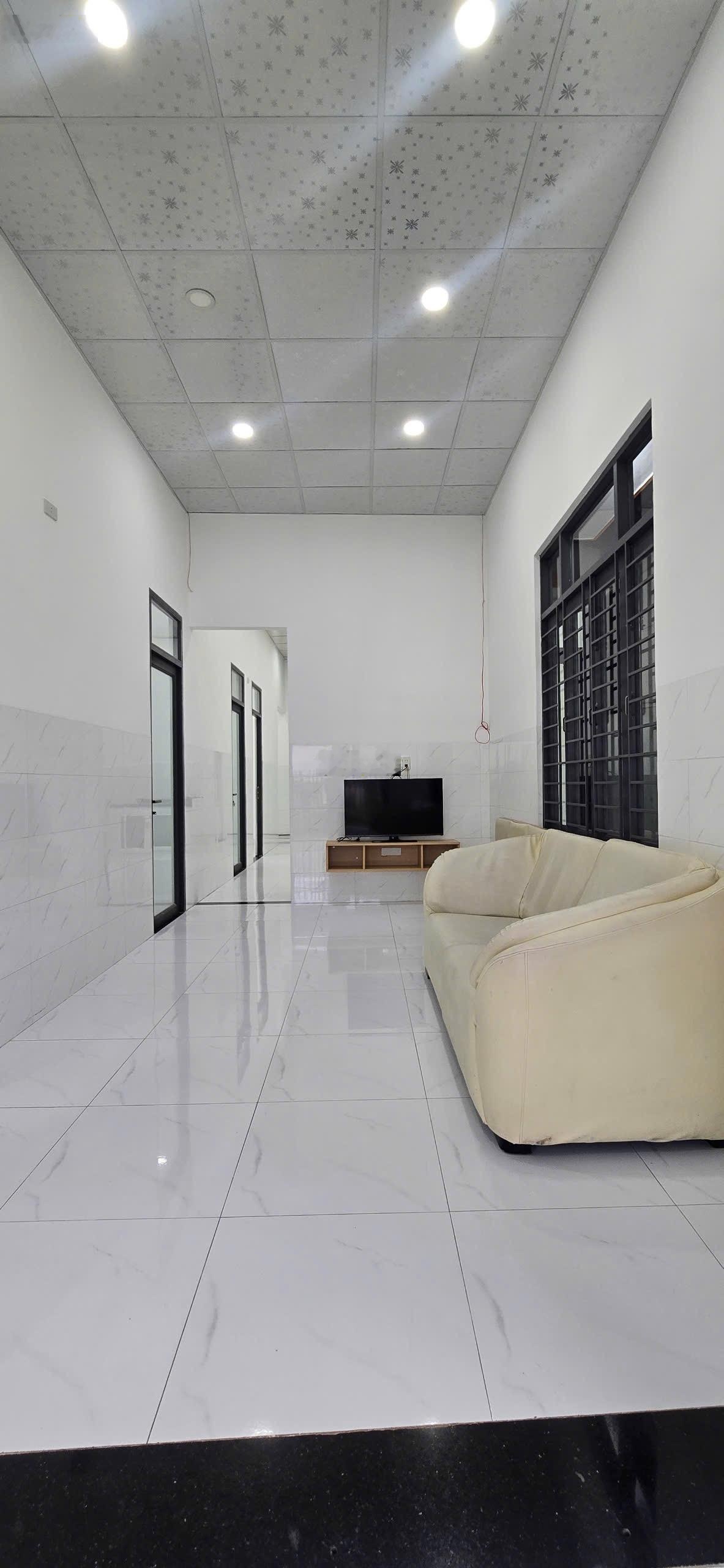 Cần bán nhà cấp 4 mới khu tđc bầu gáo, diên khánh