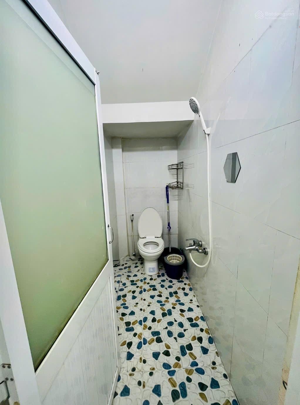 Cho thuê nhà trệt 1 lửng mâm đúc - sẵn nội thất - kdc hưng phú gần siêu thị go