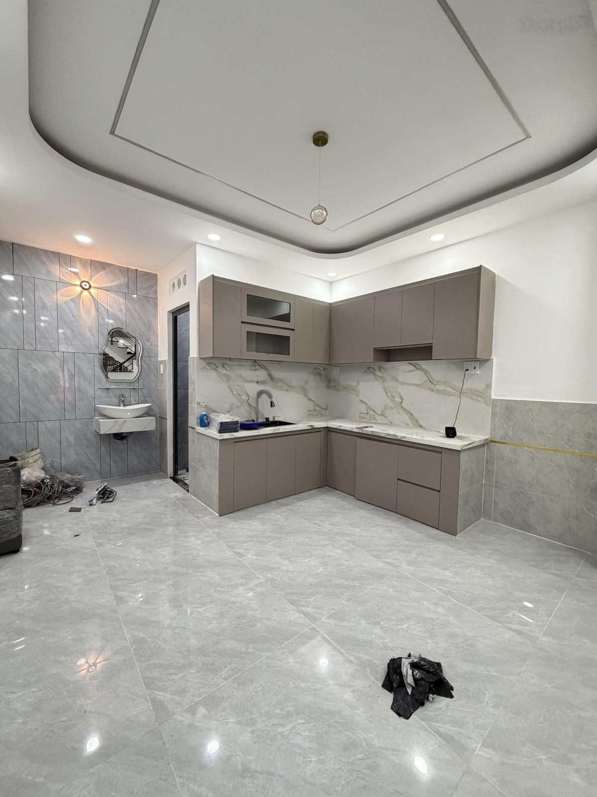 Bán nhà bình tân giáp phan anh ngay 4 xã, 50m2 3 tầng btct 4pn, đường xe tải 5m. chỉ 6.x tỷ tl