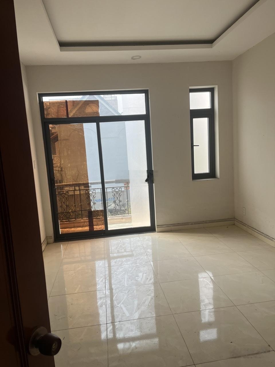 Bán nhanh nhà phố , hẻm ô tô , p Bình Trưng Đông Đường Nguyễn Duy Trinh rẽ vào