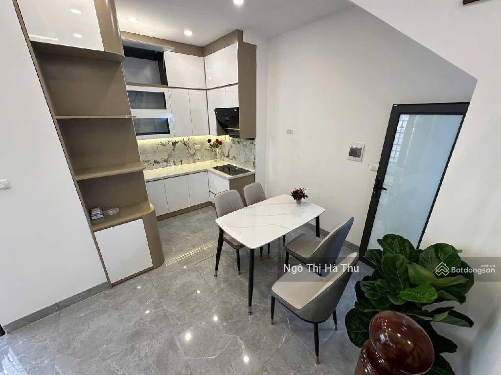 11.x tỷ siêu phẩm trung tâm bồ đề nhà mới tinh full nội thất cao cấp 50m x 6 tầng mới tinh