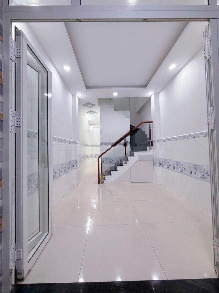 Hoàng trọng mậu - tân hưng - quận 7 4tỷx - nhà 4 tầng [3x10] - 4 pn, 2 wc- shr