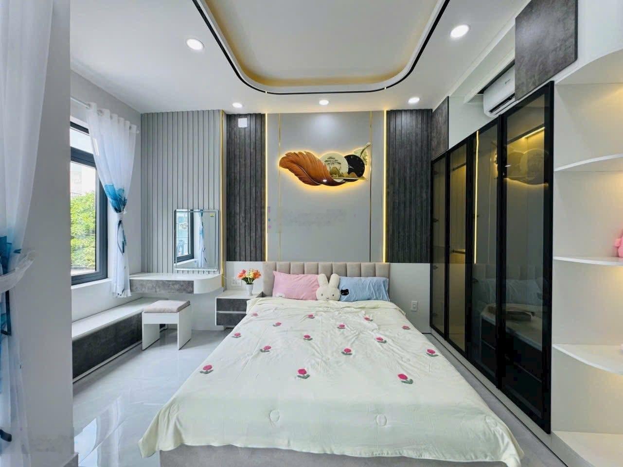 Nhà đẹp hẻm ô tô vào ở ngay 4x16