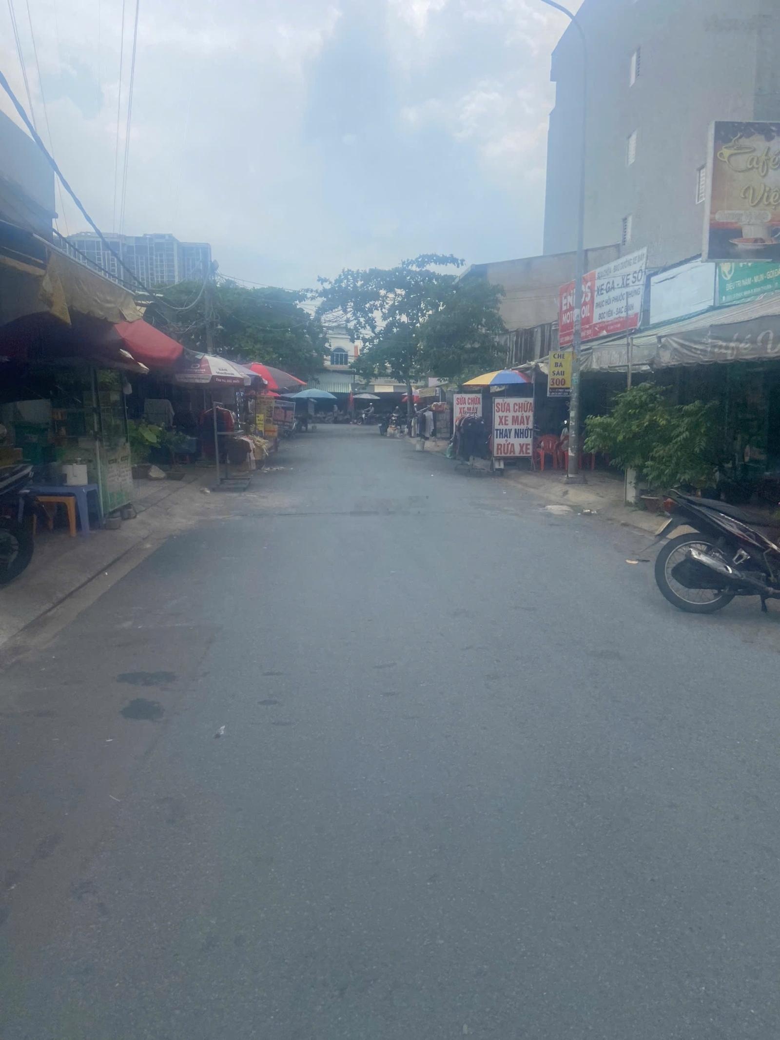 Lý Phục Man Q7, nhà mặt tiền đường số, đường nhựa 12m, DT 6.4x20m, 128m2, chỉ 10.5 tỷ TL