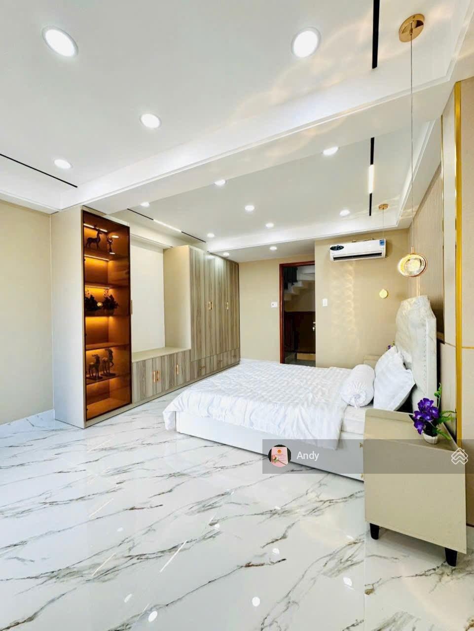 Bán gấp! nhà 02 mặt tiền huỳnh văn bánh, đoạn đẹp ngay nguyễn văn trỗi, chỉ hơn 14 tỷ