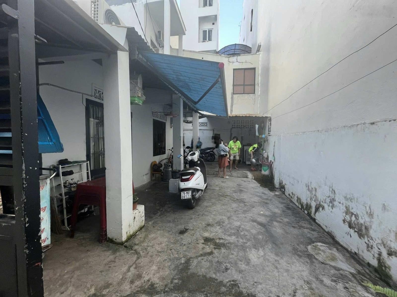 Bán căn nhà liền kề chưa qua đầu tư tại Hùng Vương. DT 134m2. Chỉ 13 tỷ