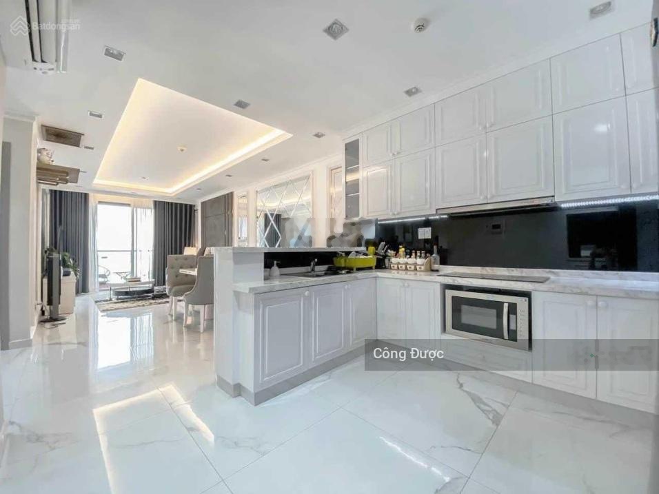 Cần bán căn hộ chung cư Lucky Palace 80m2, 2pn, Q. 6, giá: 4.8 tỷ, LH: 0903077206. Được