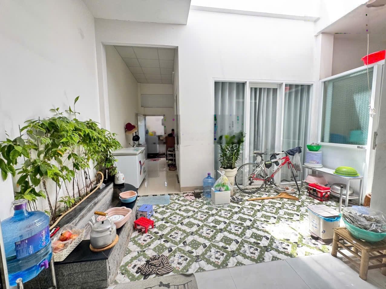 Nhà 2 tầng, mặt tiền Phú Xương, cách đường 2/4: 100m, giá: 9,360 tỷ