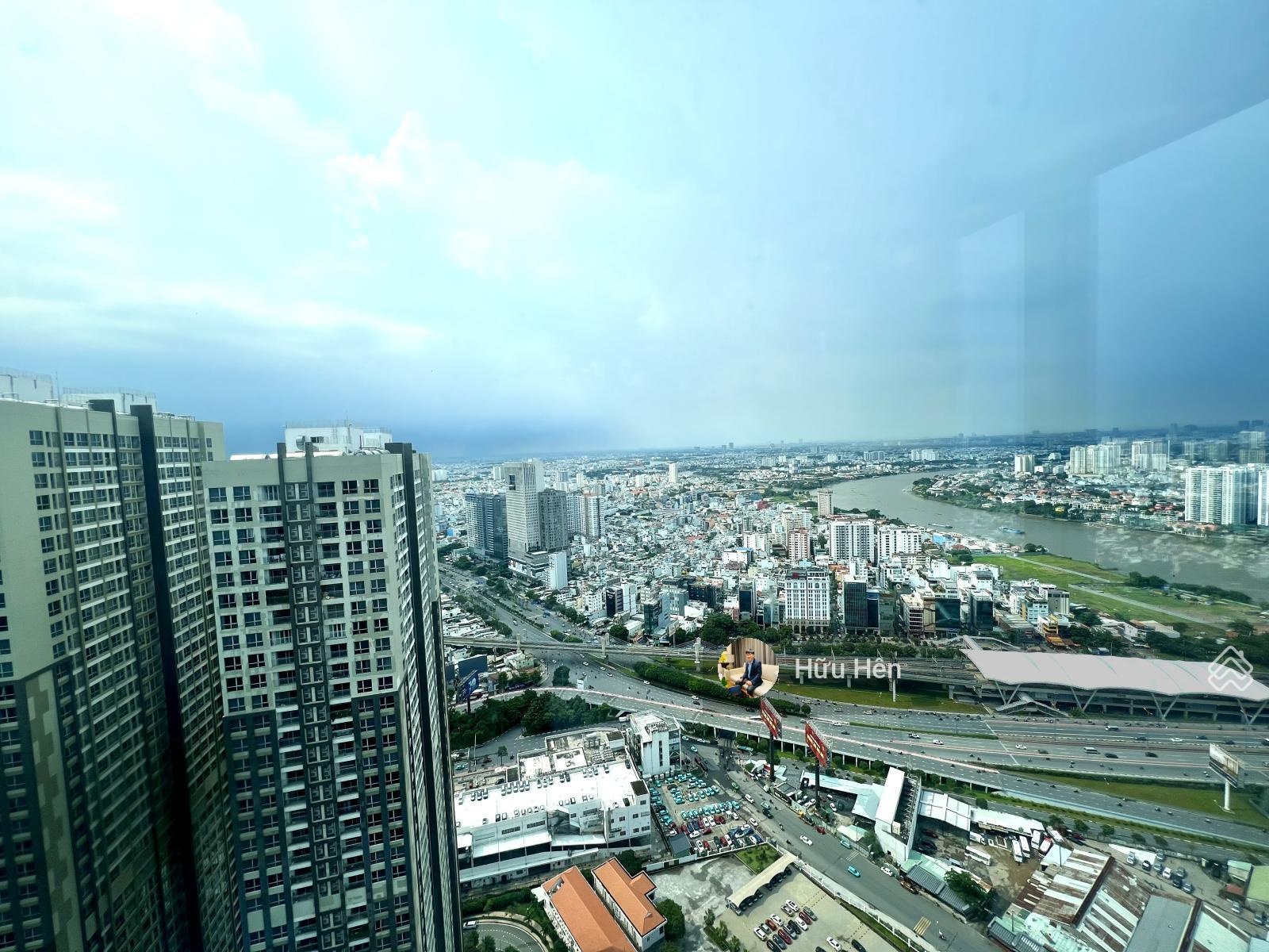 Cho thuê căn góc 4pn tòa Landmark 81 172m2, view cầu sài gòn cực đẹp, nhà trống xem ngay