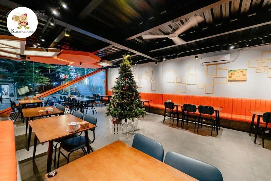 Cho thuê nhà MT Đường D5, Quận Bình Thạnh DT 12,5x18m trệt, 2 lầu. Giá 140tr