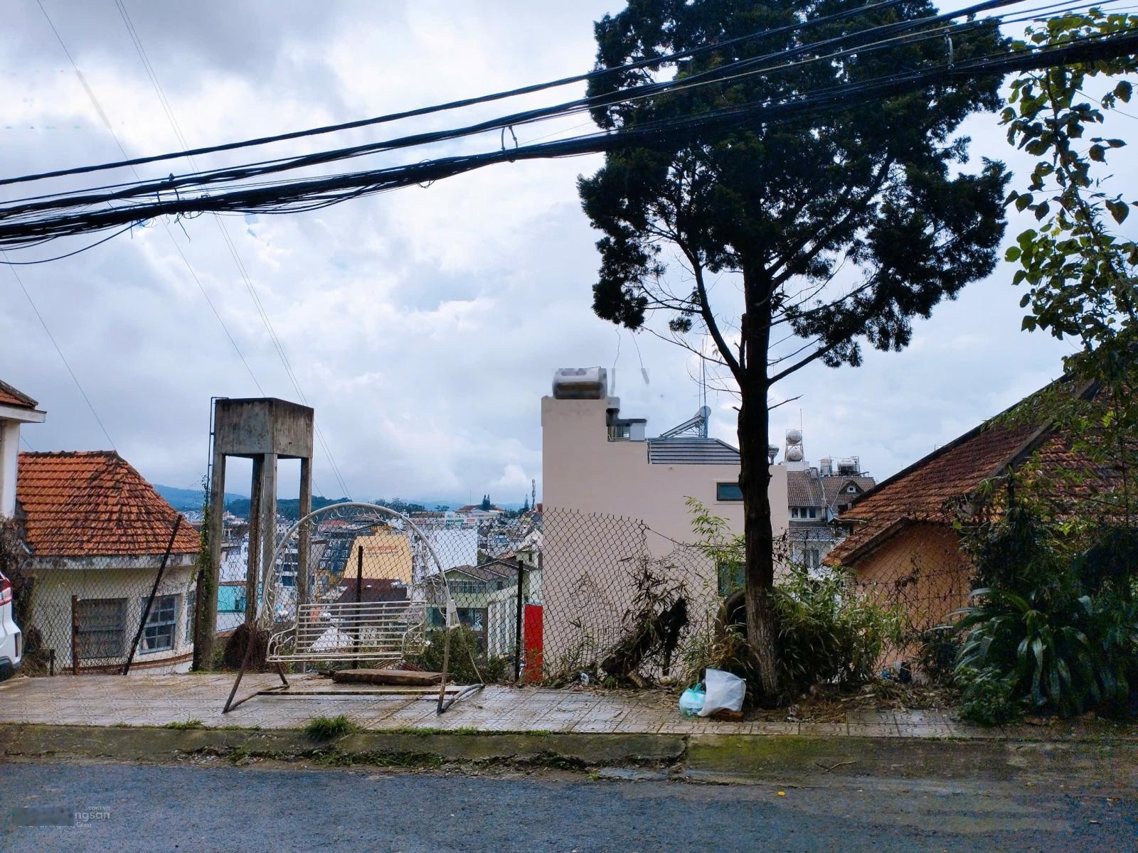 Bán đất xây khách sạn view đẹp 52 phòng GPXD ngay trung tâm khu Hoà Bình P1, hướng Đông MT 12m