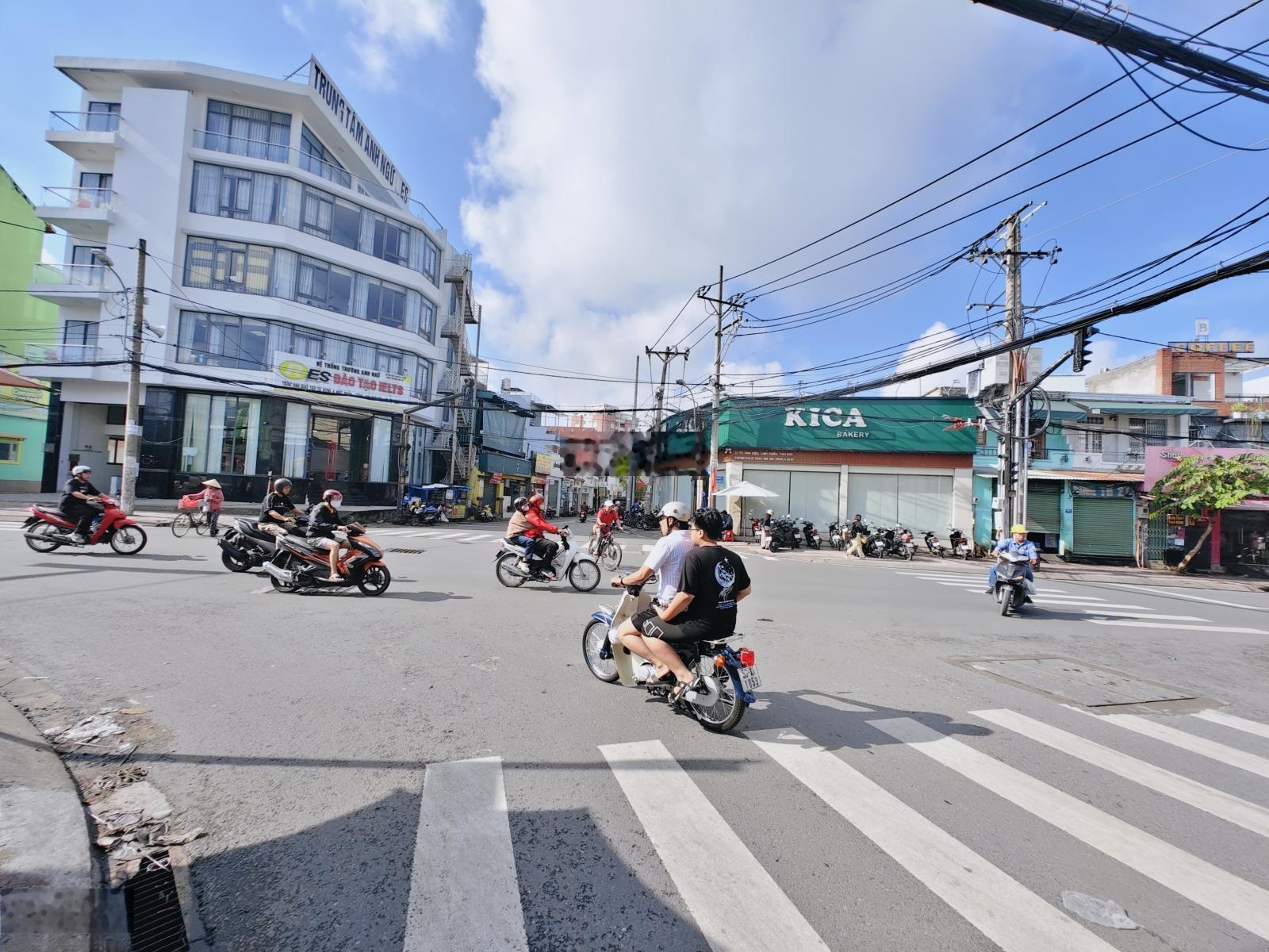 Tòa nhà 5 tầng cao cấp mặt tiền sát hoàng diệu 2, thu nhập nét 70tr/ tháng