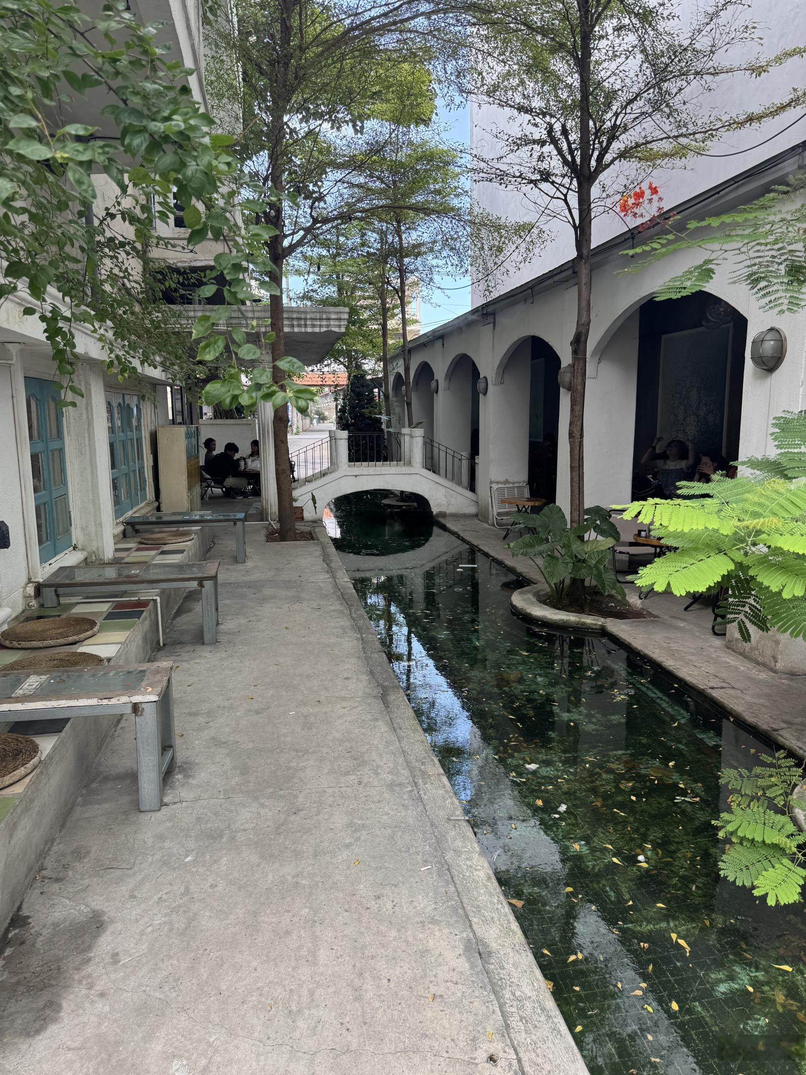 Bán biệt thự tâm huyết Dương Quảng Hàm, P6, Gò Vấp. DT: 915m2, nở hậu giá 92 tỷ