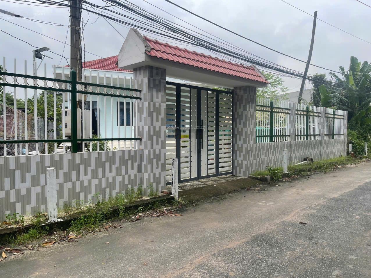 Chủ định cư nước ngoài gửi bán miếng đất 750m2 (16,5x50m) có thổ cư - sổ hồng, gần sông gần QL13