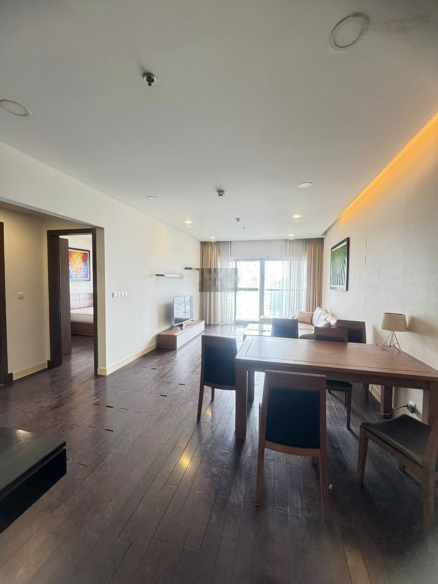 Bán căn hộ CCCC Lancaster 20 Núi Trúc, căn hộ đẳng cấp 5*, tầng cao view hồ, 113,4m2 3 ngủ, full NT