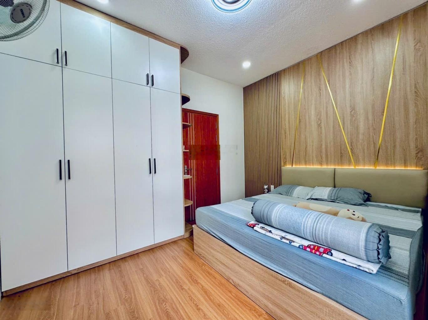 Rẻ đẹp, nhà Quang Trung, 48m2, 2 tầng full đồ, 4.25 tỷ TL