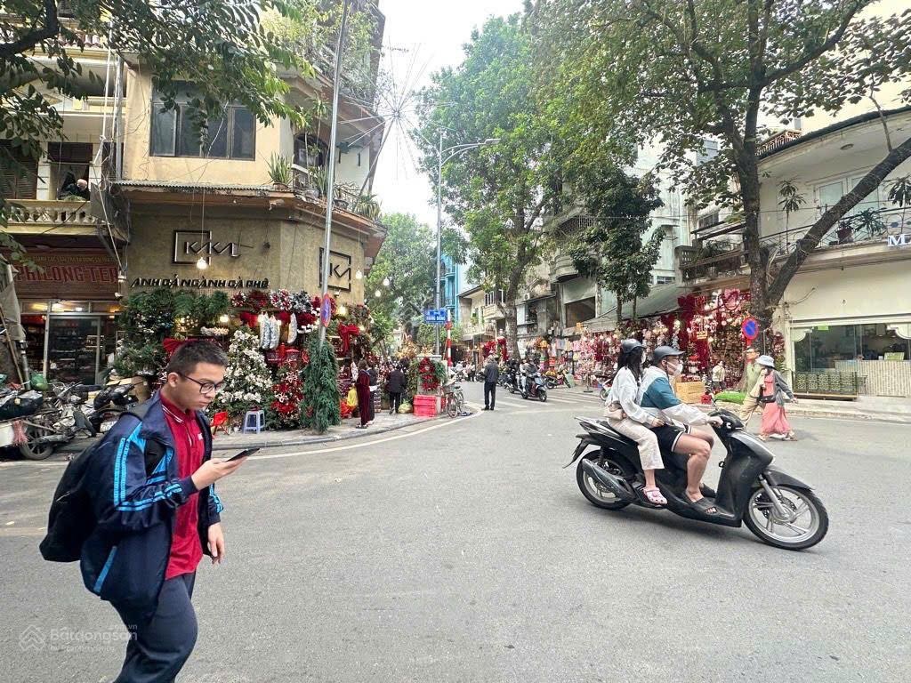 Mặt phố cổ hàng đồng - 36 phố hàng - thể hiện giá trị - sổ vuông - giá đẹp.