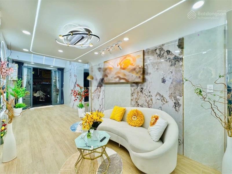 **Bán nhà đường Trương Công Định ** phường 14,Tân Bình; 6,5x15m - 9 tỷ